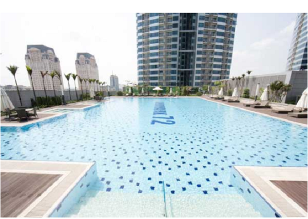 Tổng thể diện tích bể bơi Keangnam rất rộng