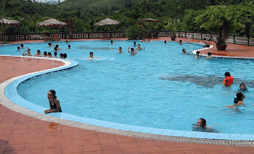 Học bơi tại bể bơi Asean với đội ngũ giảng viên chuyên nghiệp