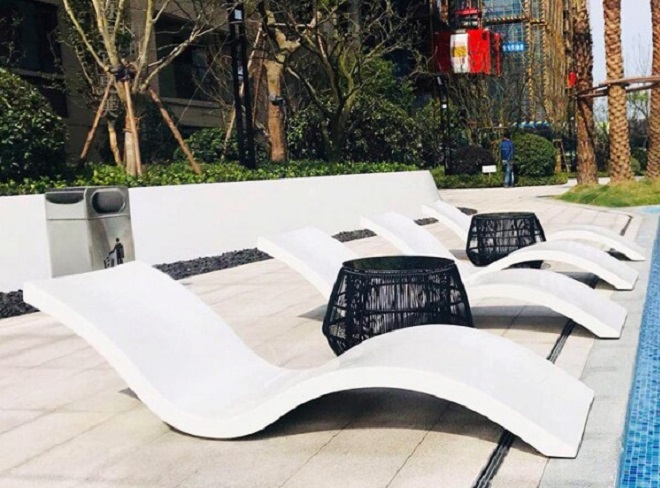 Ghế hồ bơi composite thiết kế gợn sóng